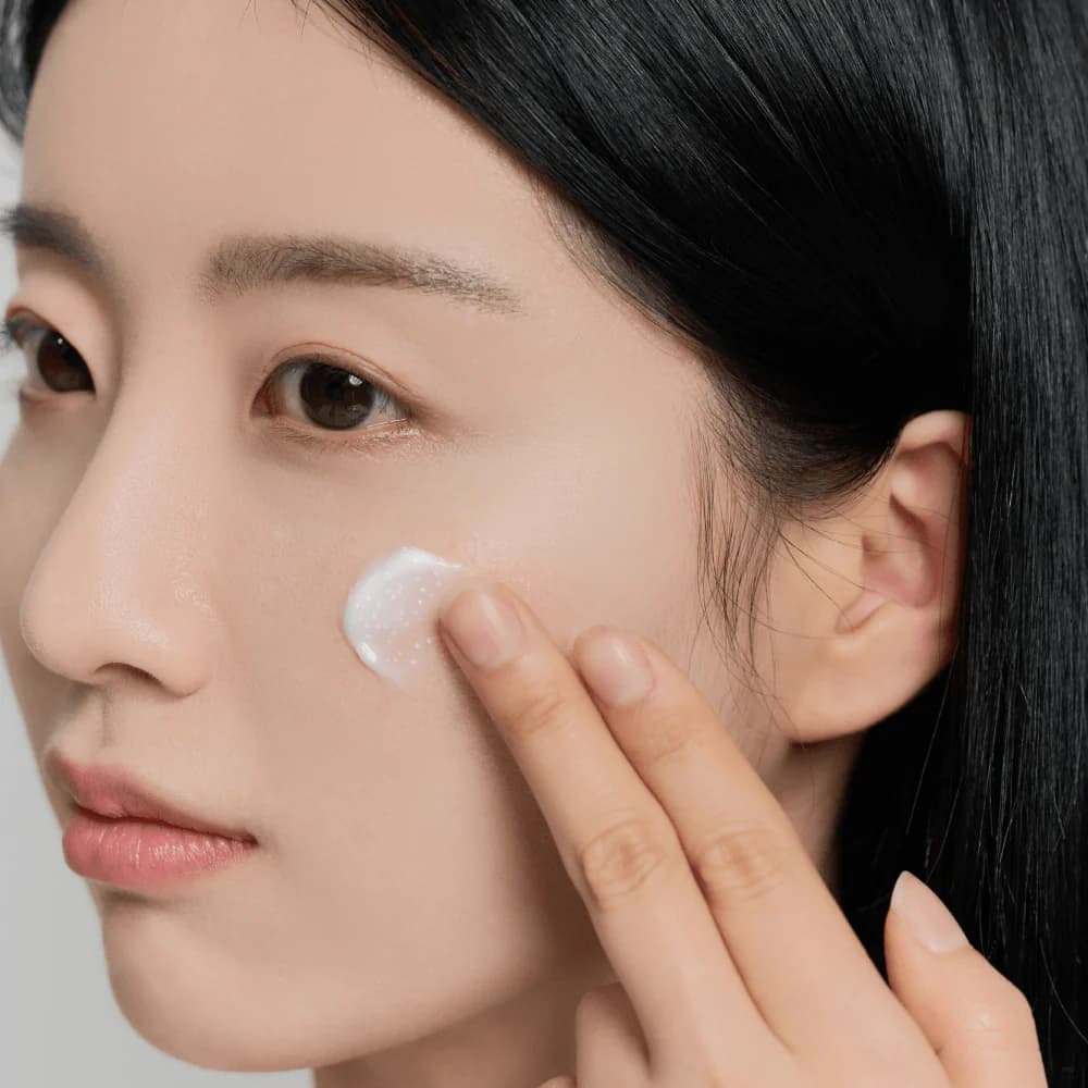 Tone Brightening Capsule Cream — view 2
